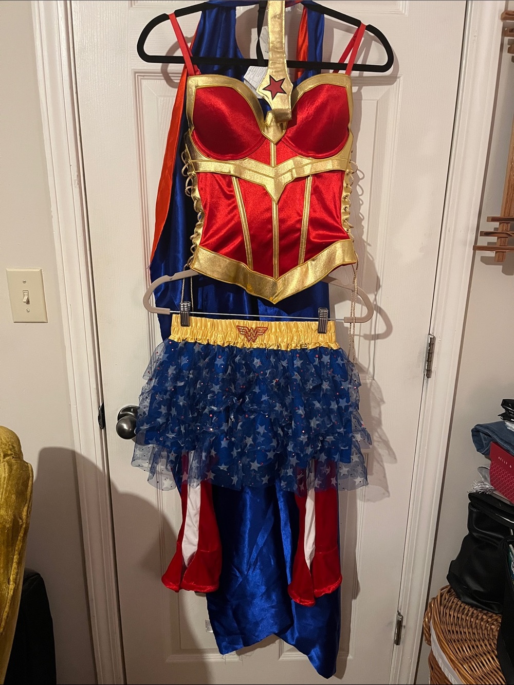 Wonder Woman Halloween Costume XL